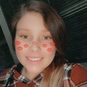 Meet your Posher, Katlyn